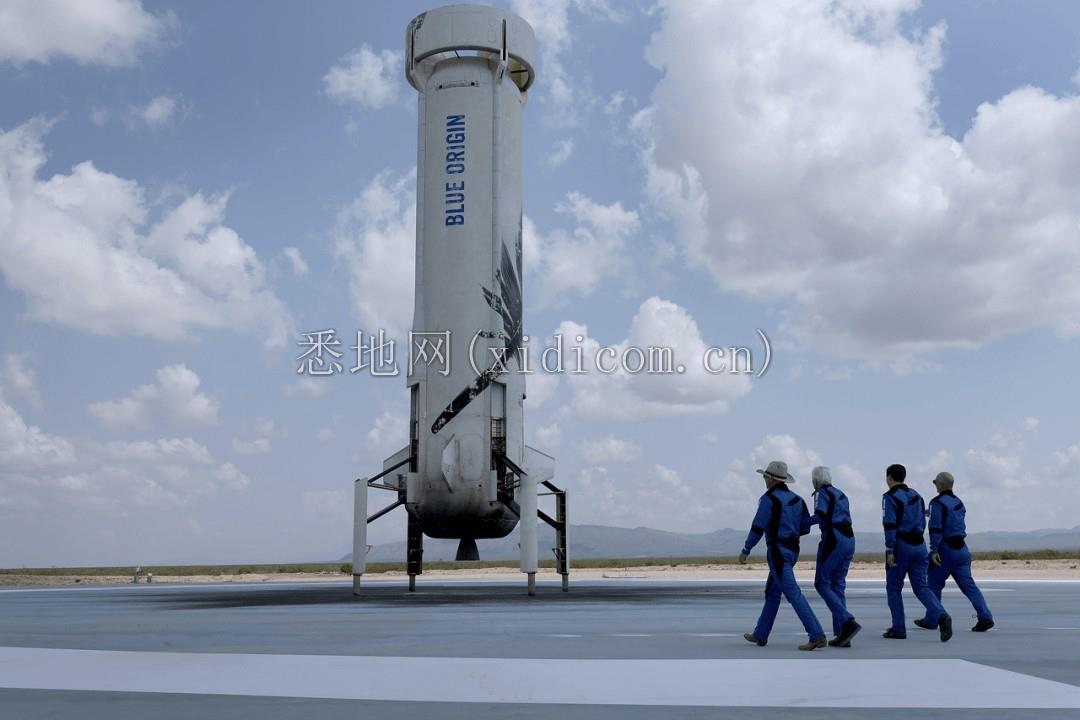 3个疯子、2条路线、1个梦想：可以把太空交给富豪们吗？